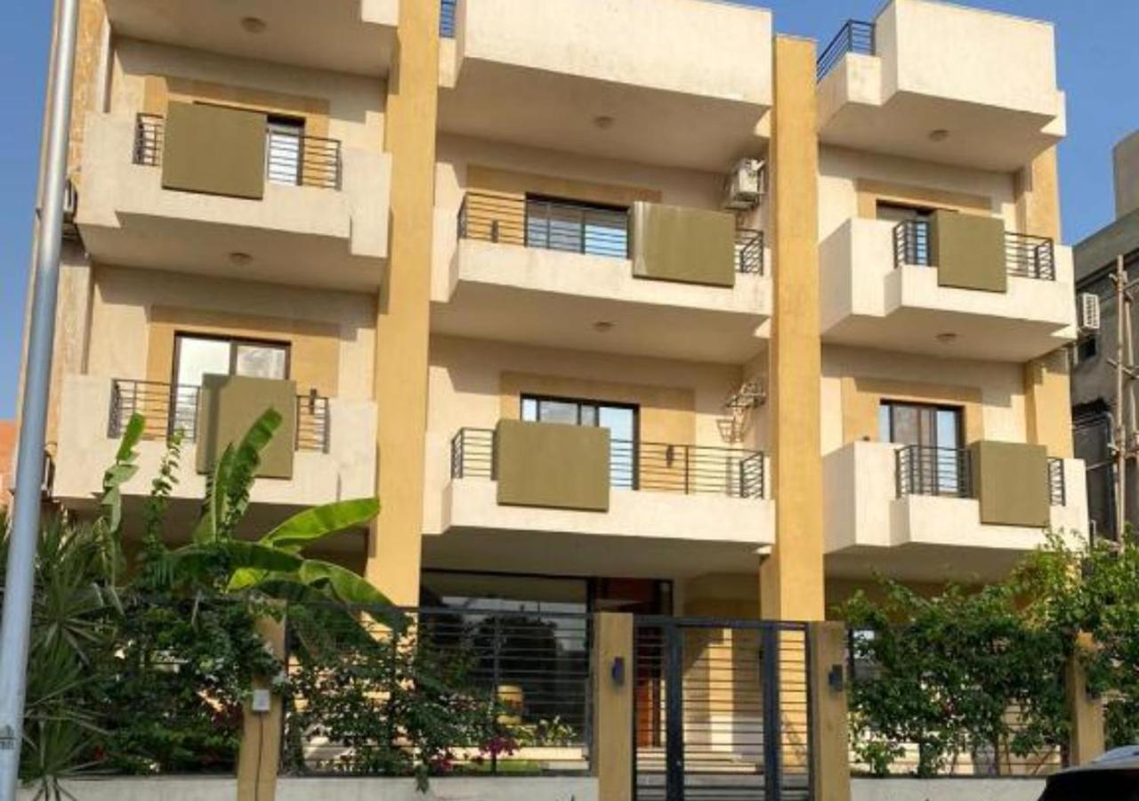 Travelholic New Cairo Residence Esterno foto